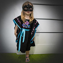 Detské oblečenie - Detské vyšívané šaty z Pliešoviec – Čierné s motýlími rukávmi - 15618676_