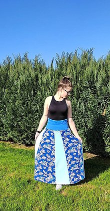 Sukne - Dlouhá úpletová sukně- modrá s květy - 15621131_