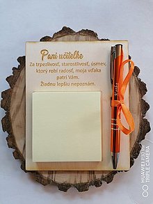 Tabuľky - Tabuľka s gravírovanym perom a blokom pre učiteľov_oranzové - 15621746_