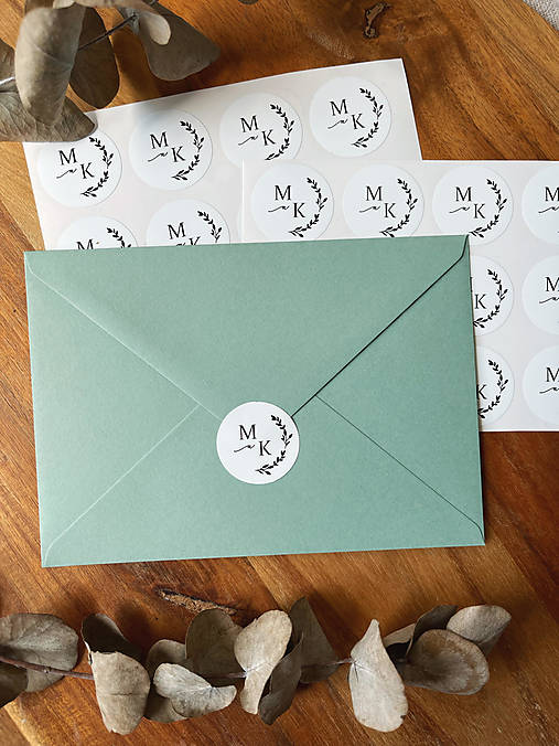 Úložné priestory & Organizácia - Nálepky s iniciálmi - venček - 15625241_