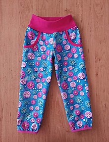 Detské oblečenie - Softshellové nohavice kvetované - 15626436_