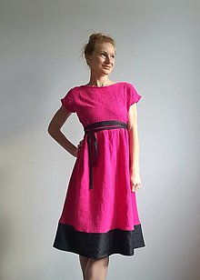 Šaty - Mušelínové šaty - sýto-ružové s tmavým dolným lemom - 15632702_