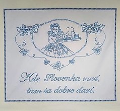 Úžitkový textil - Kuchynská plátená nástenka ručne vyšívaná "Kde Slovenka varí, tam sa dobre darí." (modrá) - 15634490_