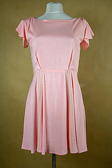 Šaty - Dámske šaty ružové s krajkou - 15632669_