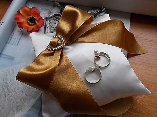 Prstene - Svadobný vankúšik na obrúčky - 15644749_