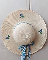 Čiapky, čelenky, klobúky - slamený klobúk s mašľou a čučoriedkami - 15648688_