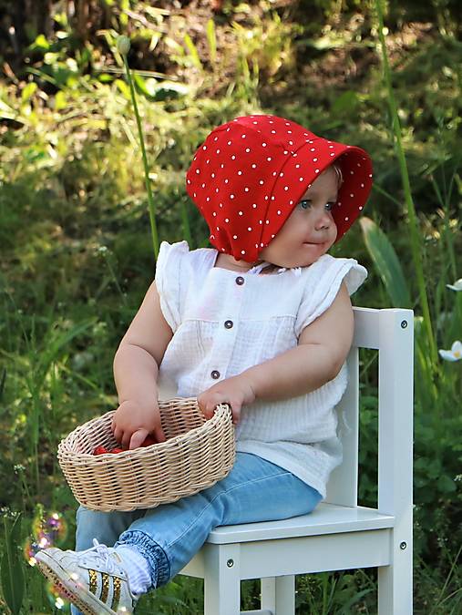 Detské čiapky - Letný detský ľanový čepiec bodka na červenej - 15650976_