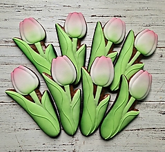 Príbory, varešky, pomôcky - Vykrajovačka Tulipán 15cm (rozkvitnutý) - 15649636_