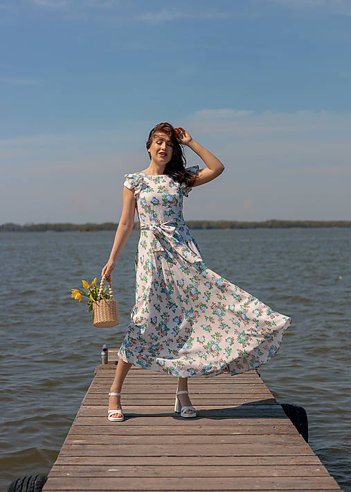 Bavlnené béžové šaty s kvetovaným vzorom a maxi kruhovou sukňou (Artemisia)