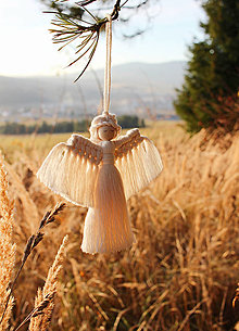 Dekorácie - makramé ozdoba "Anjel s krídlami" (natural biela) - 15659492_