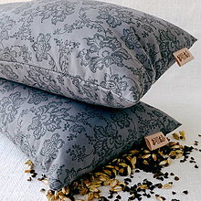 Úžitkový textil - FILKI šupkový vankúš na spanie 45 cm (sivý s ornamentom šírka 20 cm) - 15661893_