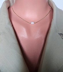 Náhrdelníky - Retiazkový náhrdelník s perlou - pozlátené striebro Ag925/1000 - 15662373_