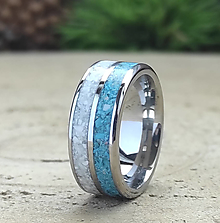 Prstene - oceľový prsteň s magnezitom, tyrkysom a opálom - 15666376_