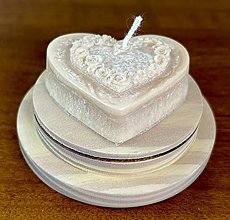 Darčeky pre svadobčanov - Svadobná sviečka - srdce s ružičkami - 15666845_