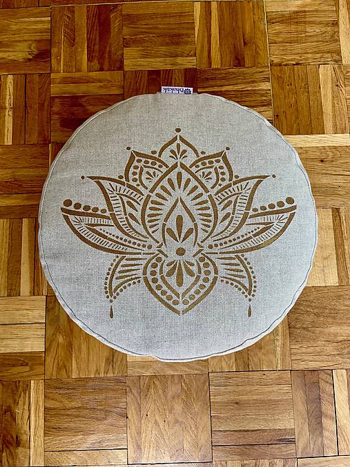 Úžitkový textil - Meditačný Vankúš "Golden Lotus" - 15666257_