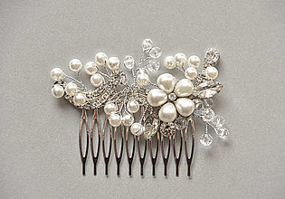 Ozdoby do vlasov - Svadobný hrebienok s perlami a krištálmi - 15666649_
