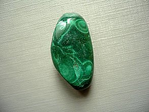 Minerály - Troml. kámen – malachit 29 mm, č.30f - 15668284_