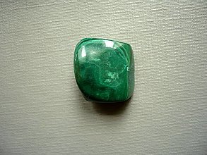 Minerály - Troml. kámen – malachit 17 mm, č.43f - 15668322_