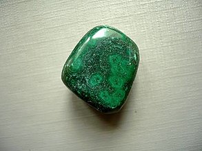 Minerály - Troml. kámen – malachit 21 mm, č.48f - 15668336_