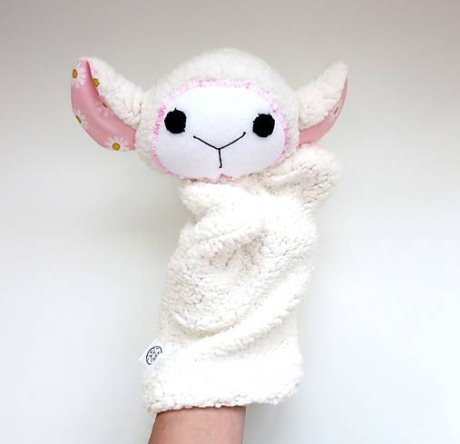 Maňuška ovečka - Huňatá ovečka od Margarétkovej lúky