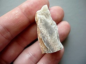 Minerály - Surový měsíční kámen 35 mm, č.25f - 15683894_