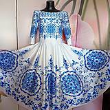 Šaty - Spoločenské šaty Floral Folk " Azulejo " - 15684593_