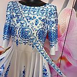 Šaty - Spoločenské šaty Floral Folk " Azulejo " - 15684594_