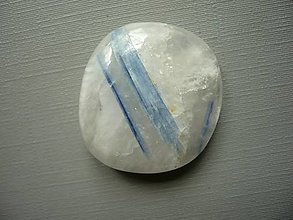 Minerály - Valounek - kyanit v křemeni 29 mm, č.3f - 15686742_