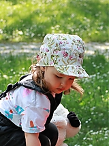 Detské čiapky - Letný detský šilt ružová záhrada ivory - 15690107_