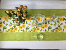 Žlto-zelený kvetovaný bavlnený obrus  (140/40)