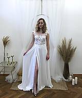 Šaty - Svadobné šaty s čipkou a rázporkom Olívia - 15688471_