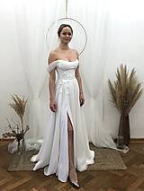Šaty - Korzetové svadobné šaty s rázporkom Julie - 15688610_