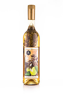 Alkoholické nápoje - Víno s konopou - medová hruška - 15694554_