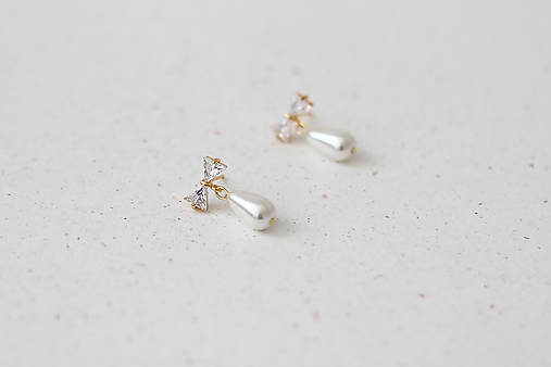 Svadobné perlové náušnice  (Perla v tvare slzy)