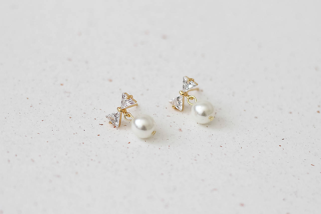 Svadobné perlové náušnice  (Okrúhla perla)