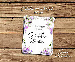 Úložné priestory & Organizácia - Samolepiace svadobné etikety na víno v dizajne s fialovými kvetmi  (fialové kvetiny) - 15700108_