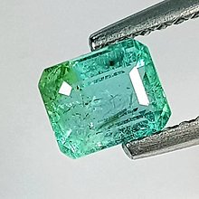 Minerály - Smaragd prirodny - 15700520_