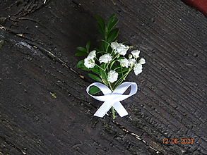 Svadobné pierka - Pierko kruspanove s gypsomilkou, biela maslicka - 15699303_