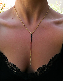 Náhrdelníky - Vera - vodeodolný náhrdelník v tvare Y s čiernymi spinelmi - 15699407_