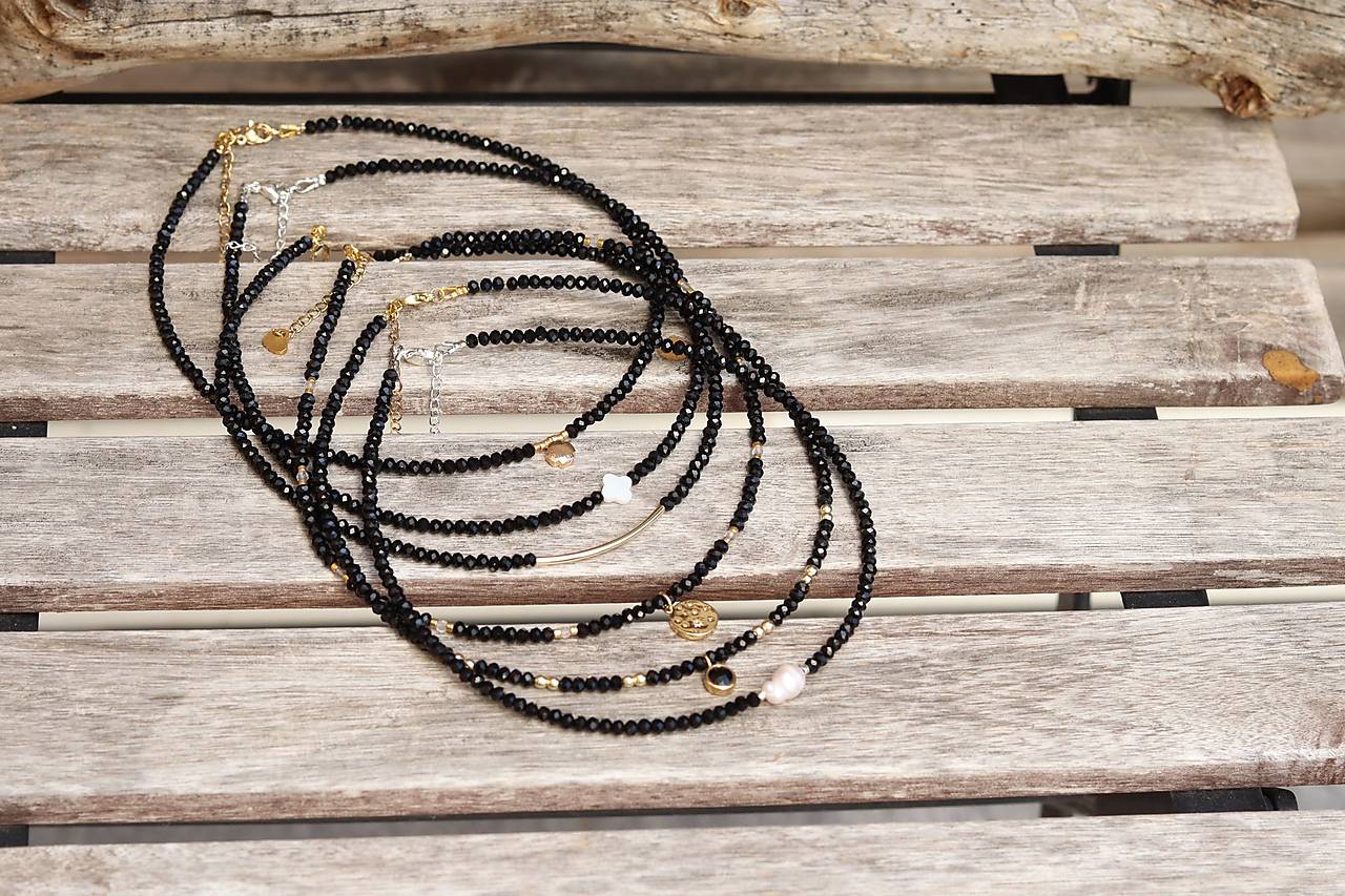 Náhrdelník - choker - spinel