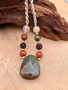 Náhrdelníky - Makramé náhrdelník z minerálov jaspis, rudraška, kremeň  - 15705944_