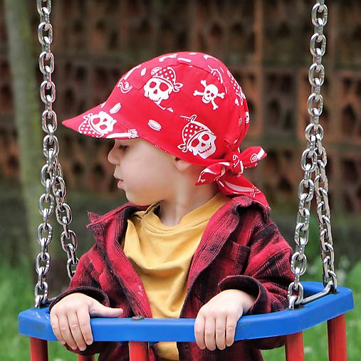 Letný detský šilt pirát na červenej
