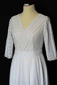 Šaty - Boho šaty z bavlnenej krajky v bielej farbę - 15709481_