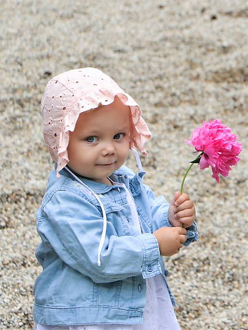 Letný detský čepček Diana old rose s jednovrstvovým šiltom