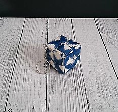 Kľúčenky - Prívesok kocka  (Modro-biely) - 15716680_