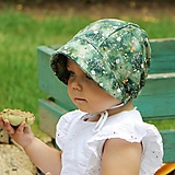 Detské čiapky - Letný detský čepiec „ na zelenej lúke “ prémiová bavlna - 15718303_
