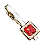 Pánske šperky - Originálna spona na kravatu, červená, ručne maľované sklo s platinou - 15719170_