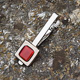 Pánske šperky - Originálna spona na kravatu, červená, ručne maľované sklo s platinou - 15719171_