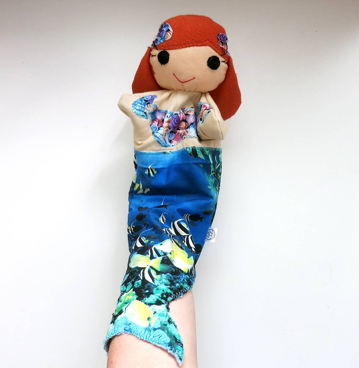 Maňuška morská panna (ryšavé vlásky.)