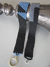 Jednoduchý moderný dvojfarebný ručne šitý korálkový náramok pre ženu